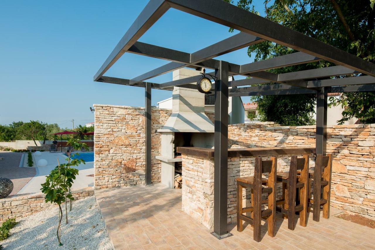 Villa Anja 2Nd Floor Peroj Exterior foto